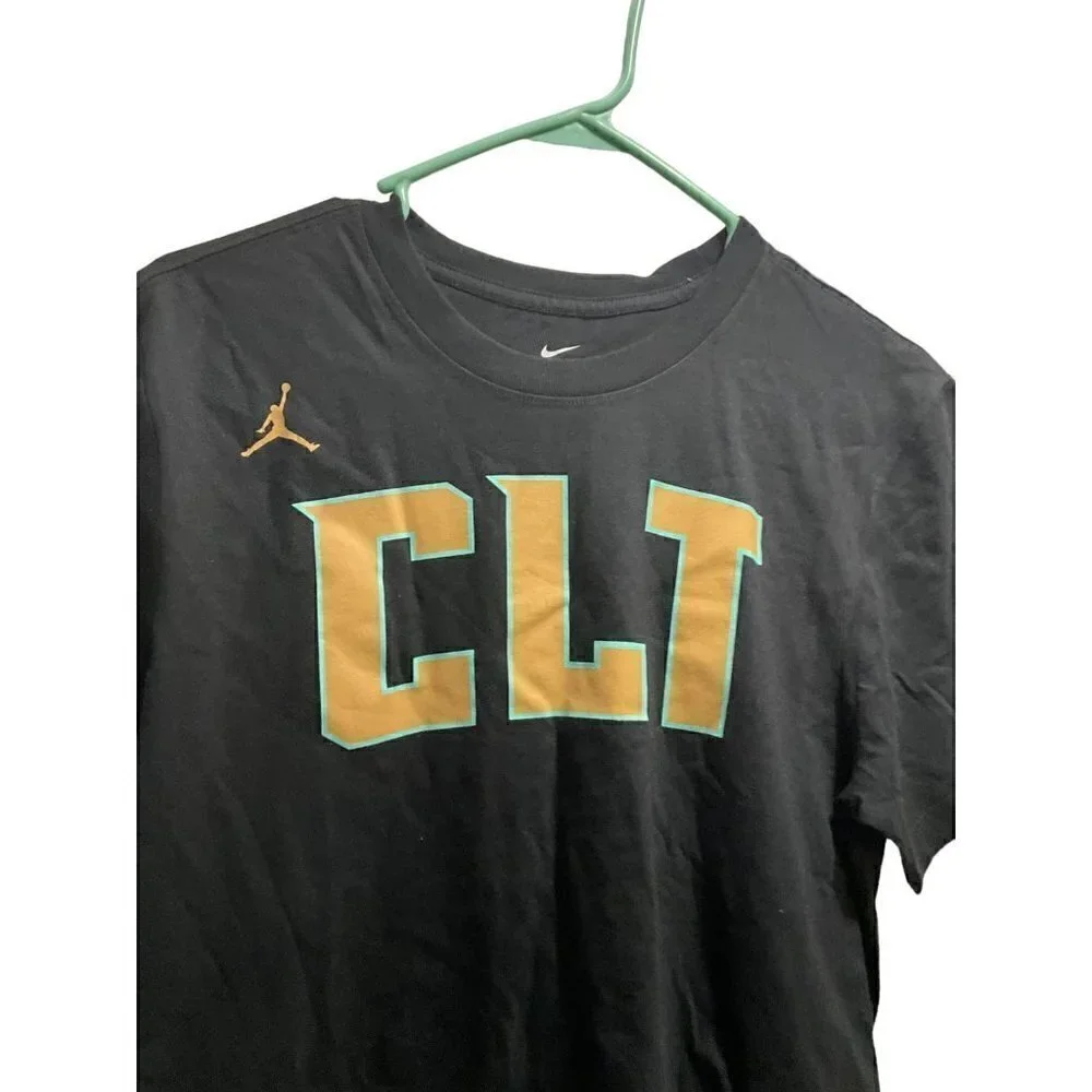 CHARLOTTE Hornets‎ City Edition Jordan T-shirt Size  XS
